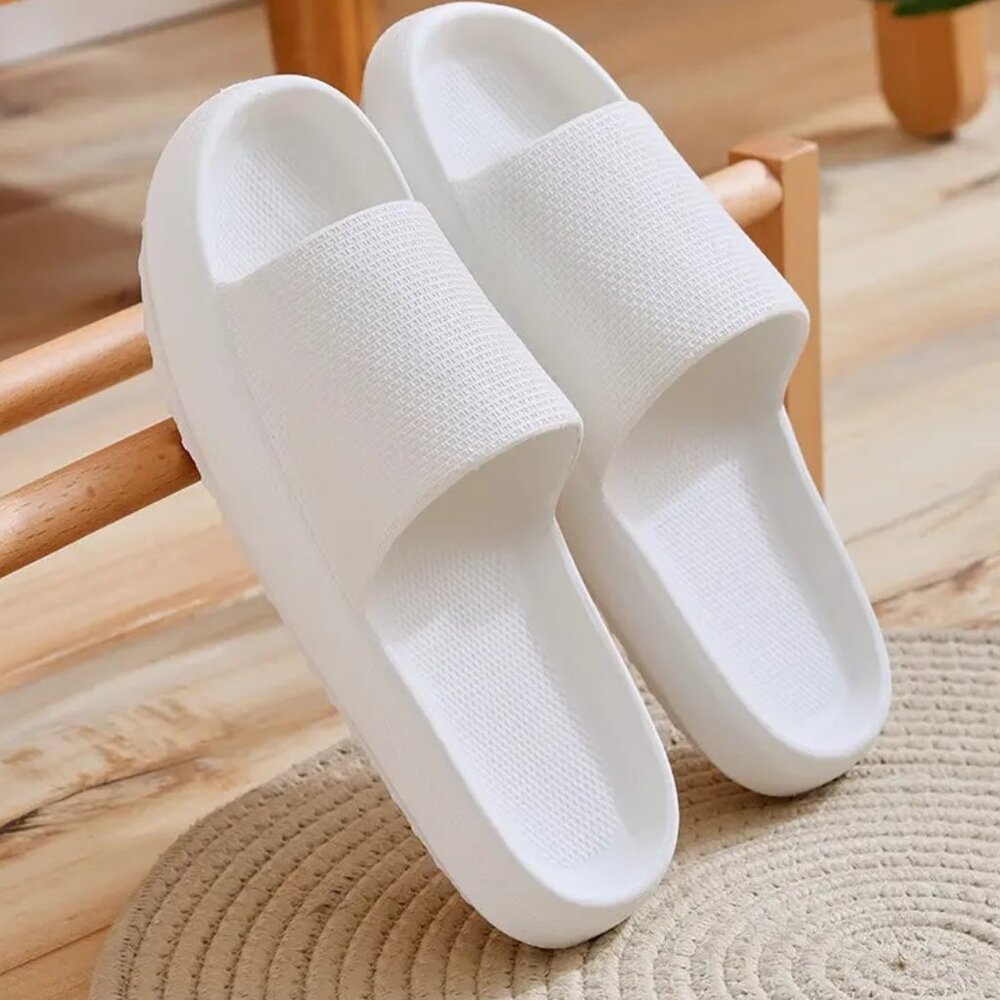 Women's Cozy Pillow Slides Anti-Slip Eva Size 6-9 Sandals Slipper Outdoor Summer